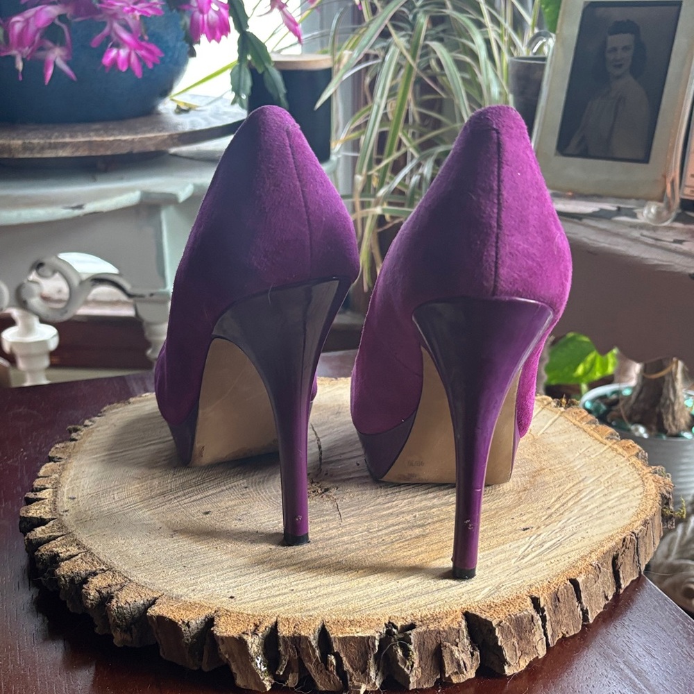 Jessica Simpson Fuchsia Heels - Picture 4 of 7
